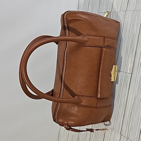 Lauren Ralph Lauren Pebbled Leather Barrel Bag. - Picture 1 of 12